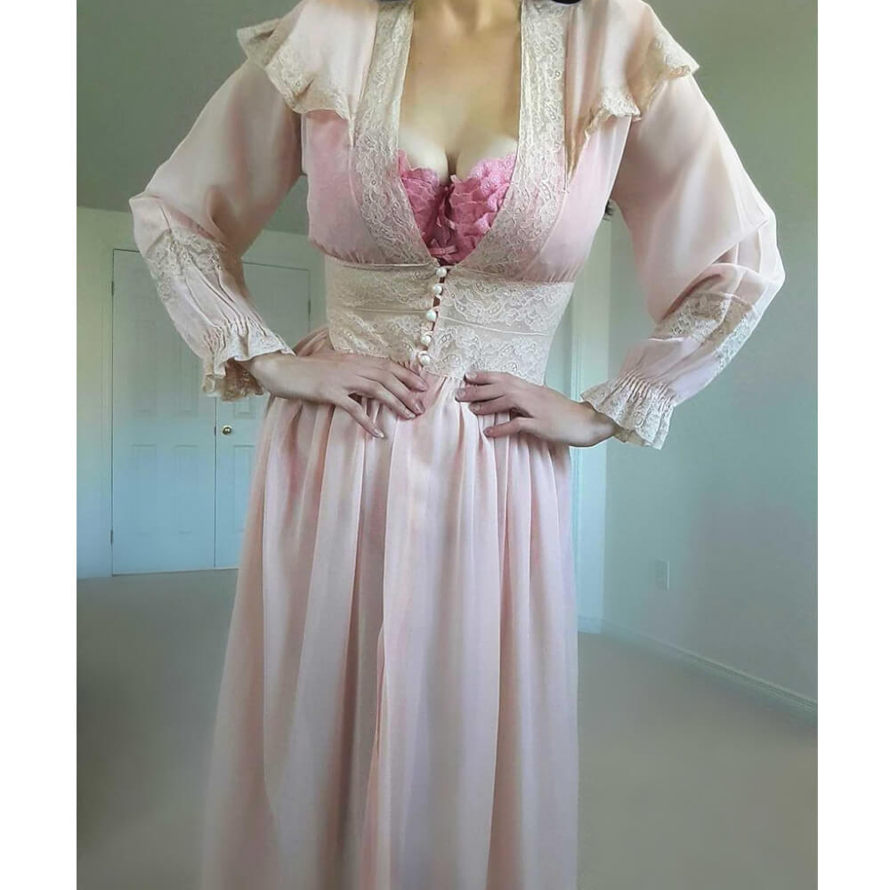 1940s peignoir