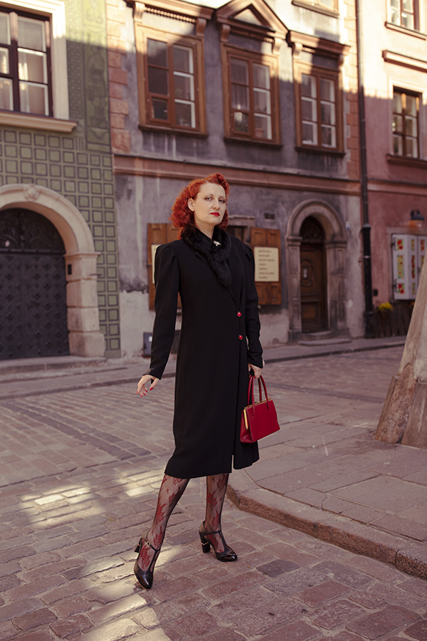 1930s coat vintage fashion blogger