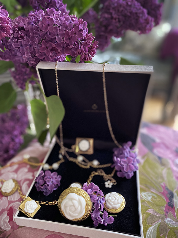 vintage inspired jewellery