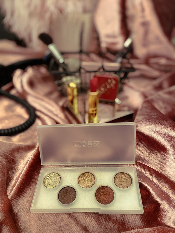 how to create a femme fatale makeup