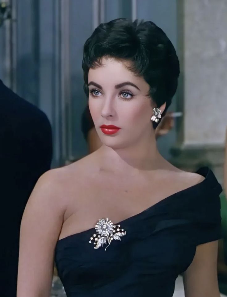 how to wear a vintage brooch.